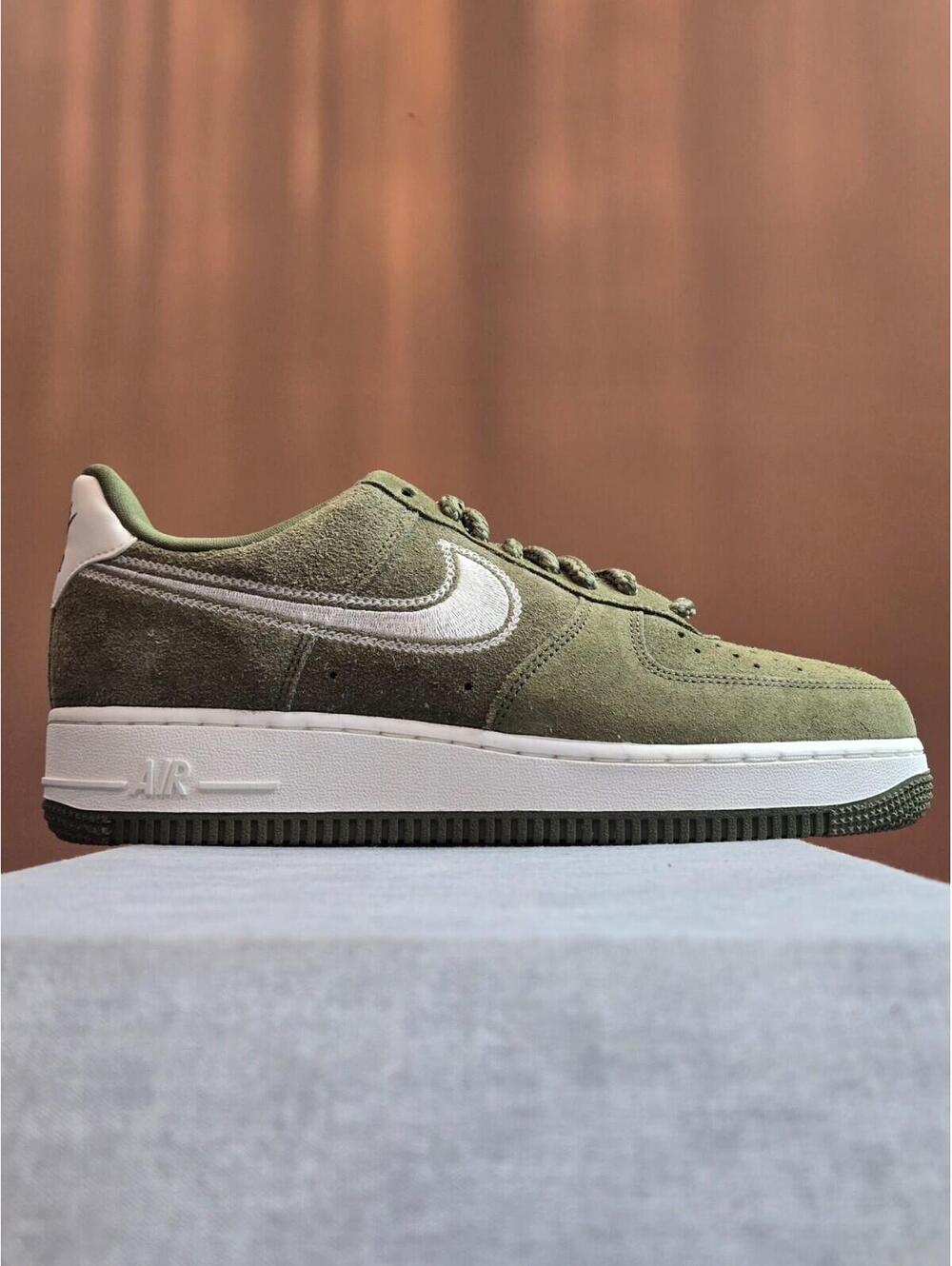 Nike Air Force 1 '07 LV8 Medium Olive Sail HJ4465-201 Size 7.5M 9W